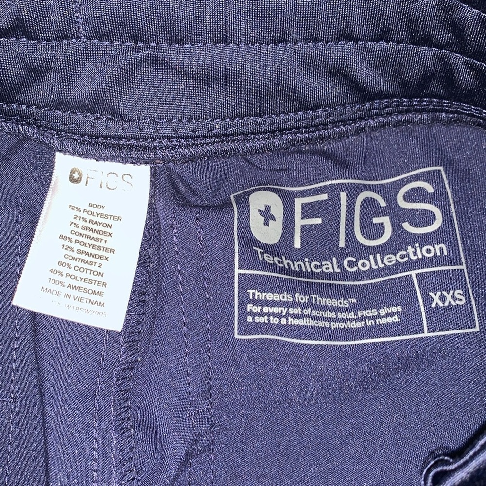 Gently Loved Zamora Technical Collection Joggers by FIGS **Broken Front Zipper** - Picture 6 of 12